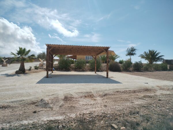 Pérgola FlexRoll – Enrollable Manual con Estructura de Aluminio